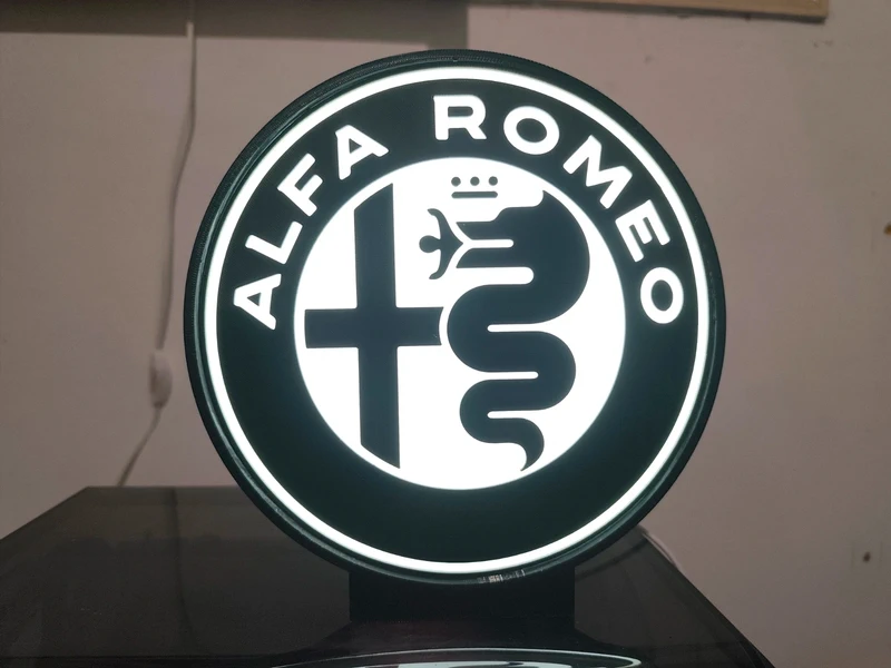 Alfa Romeo preto e branco — imagem 7